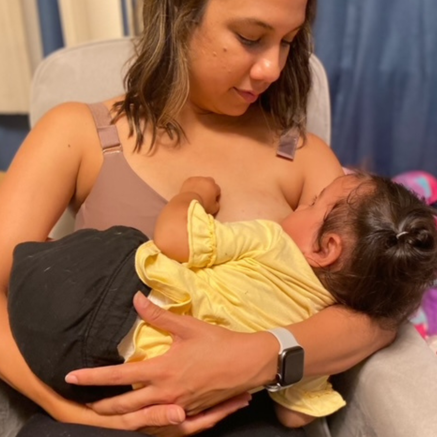 Women's Journey by Sarah Wells Hands Free Pumping + Nursing Bra