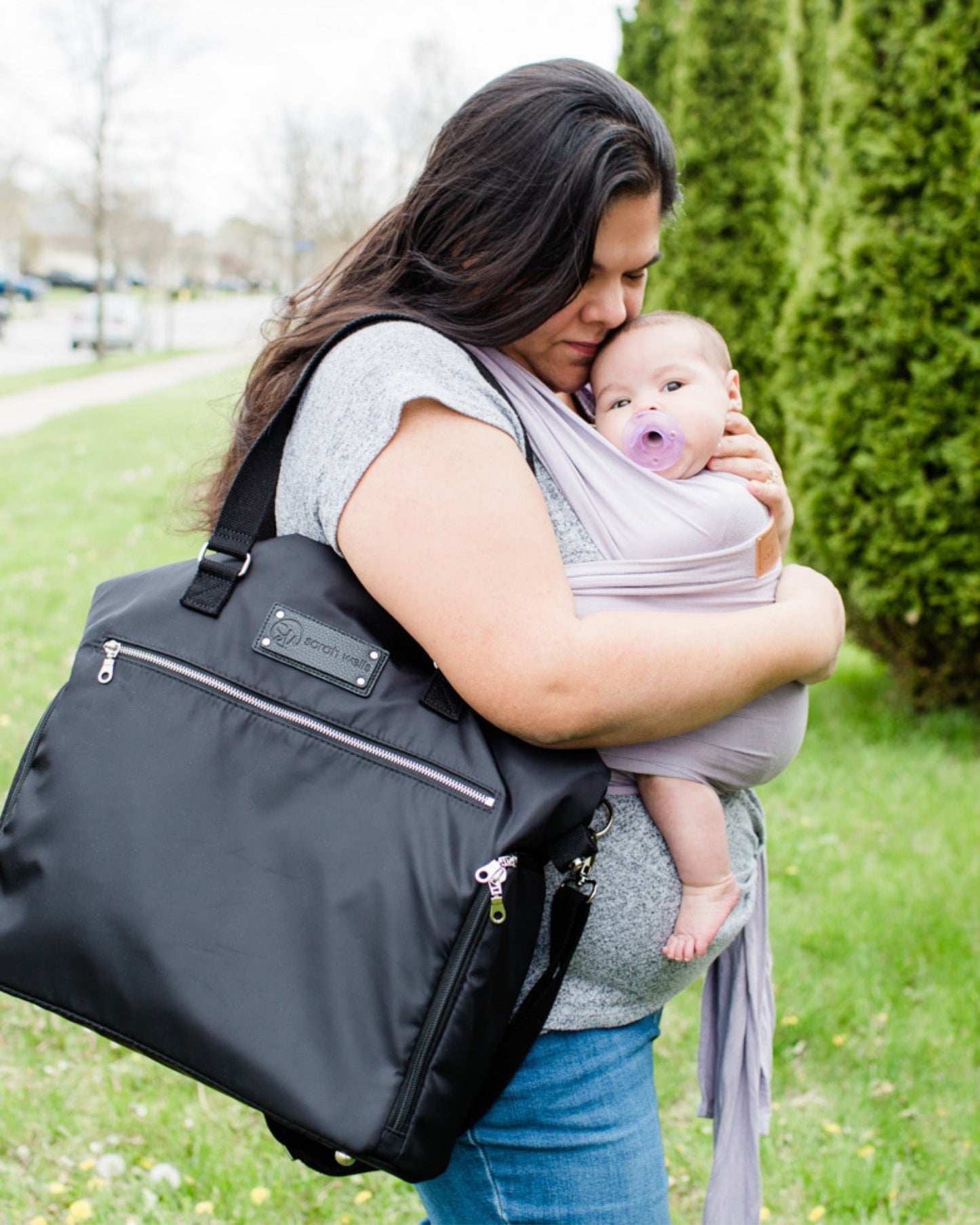 Lizzy Breast Pump Tote by Sarah Wells – Lightweight, Easy-Clean Bag with Insulated Pocket, Laptop Sleeve & Side Storage – Fits Pumps & More